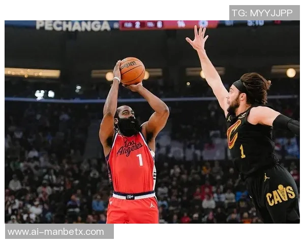 快船半场罚球仅3次哈登与祖巴茨成唯一罚球者引发热议